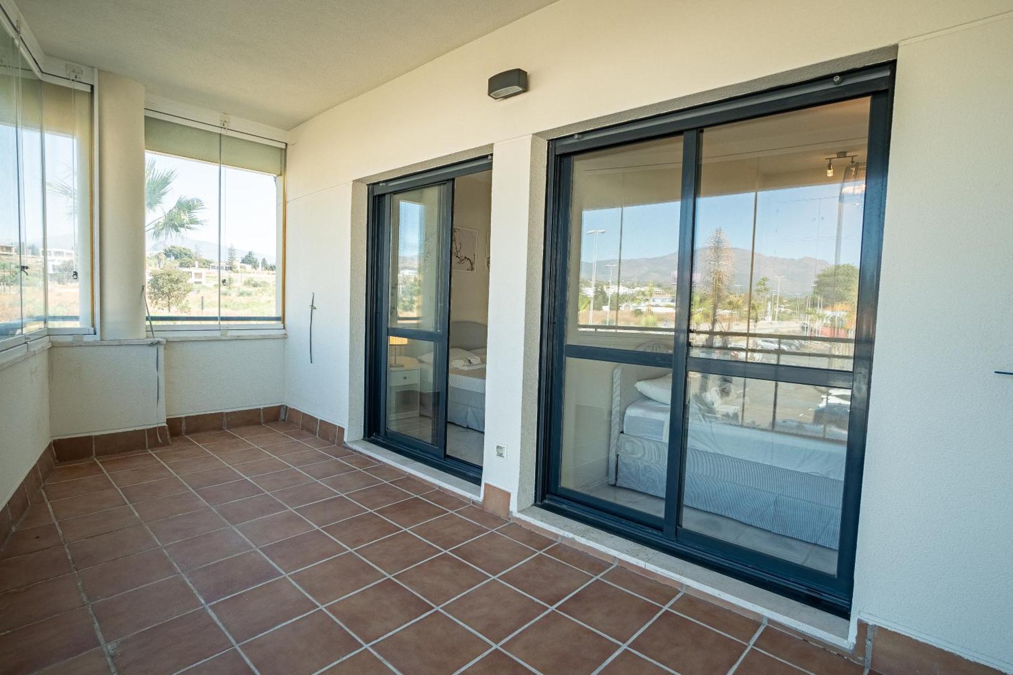 Hello Cosmo Apartamento Estepona Exterior foto